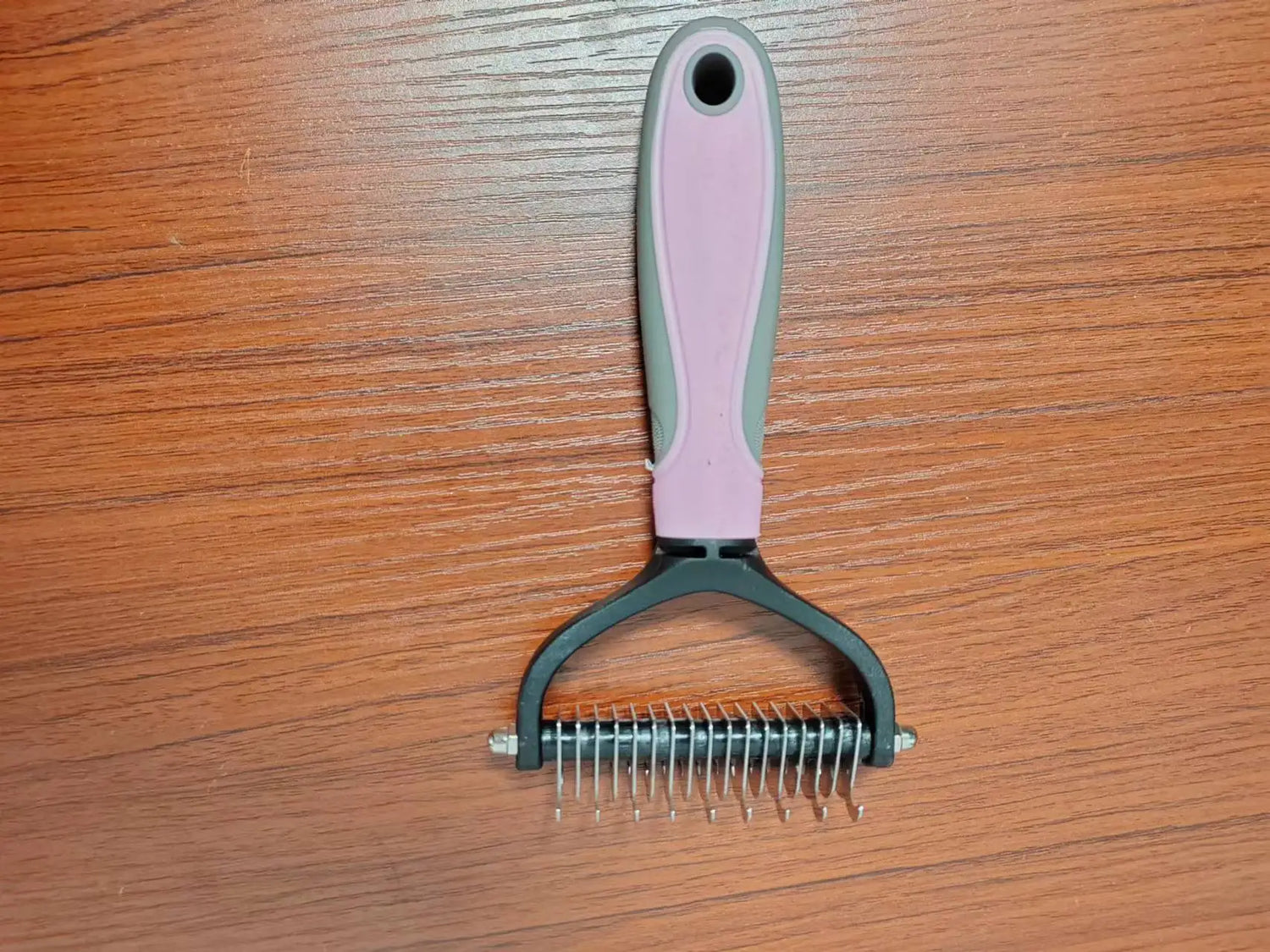 Double-Sided Deshedding Brush